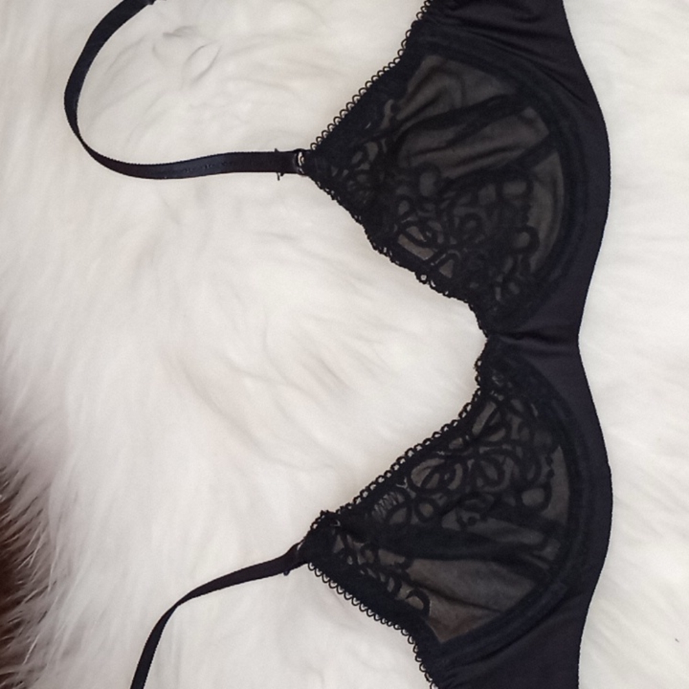Free People intimately black lace underwire bra